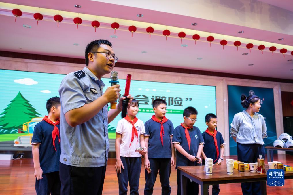 休闲棋牌小游戏